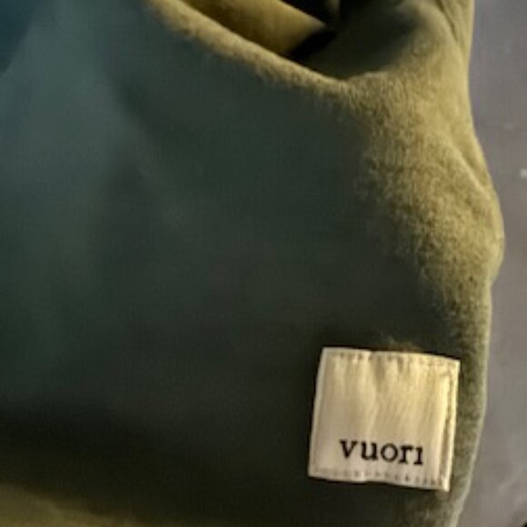 Halo Essential Hoodie - Picture 3 of 10